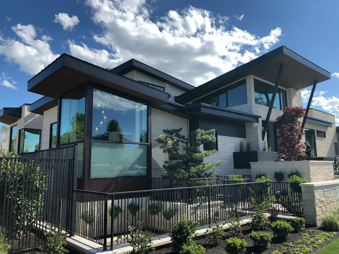 luxury custom home construction