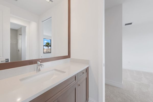 583-tripoli-ct-marco-island-fl-34145-bath3-1024x684-1