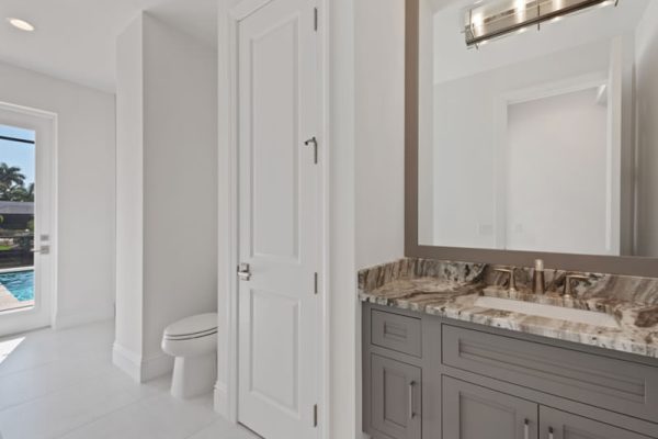 6686-griffin-blvd-fort-myers-fl-33908-bath1