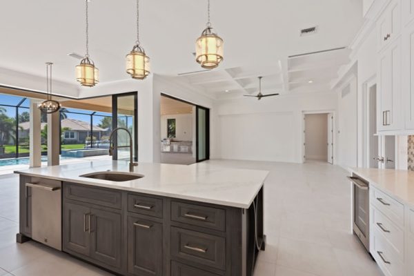 6686-griffin-blvd-fort-myers-fl-33908-kitchen2