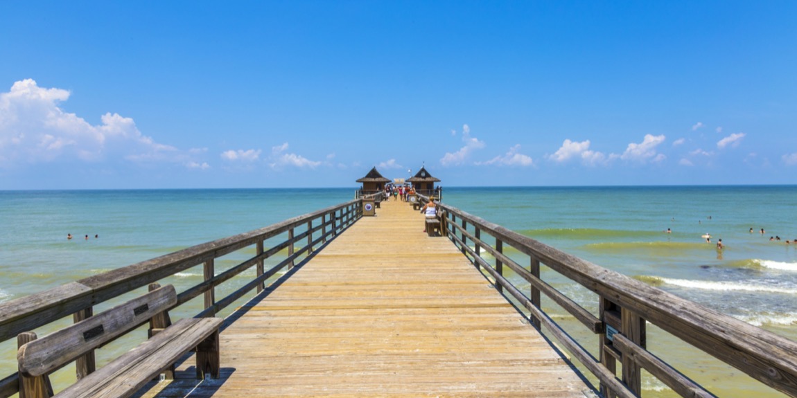 is naples a good place to live - historic Naples Pier