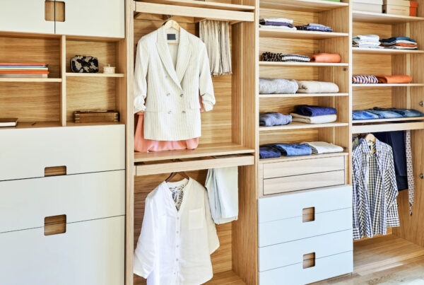 Custom Closet Systems That Make Your Life Easier - Featured Image